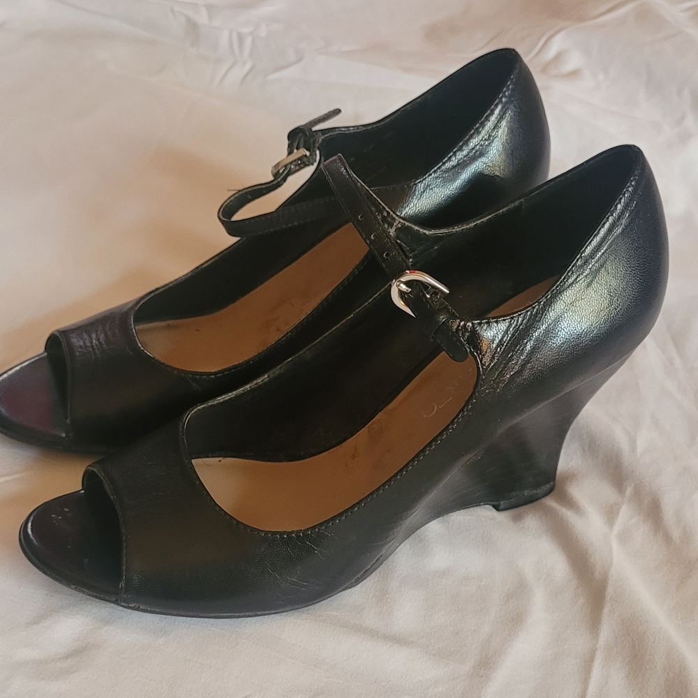 Franco Sarto Black Leather Peep-Toe Wedges